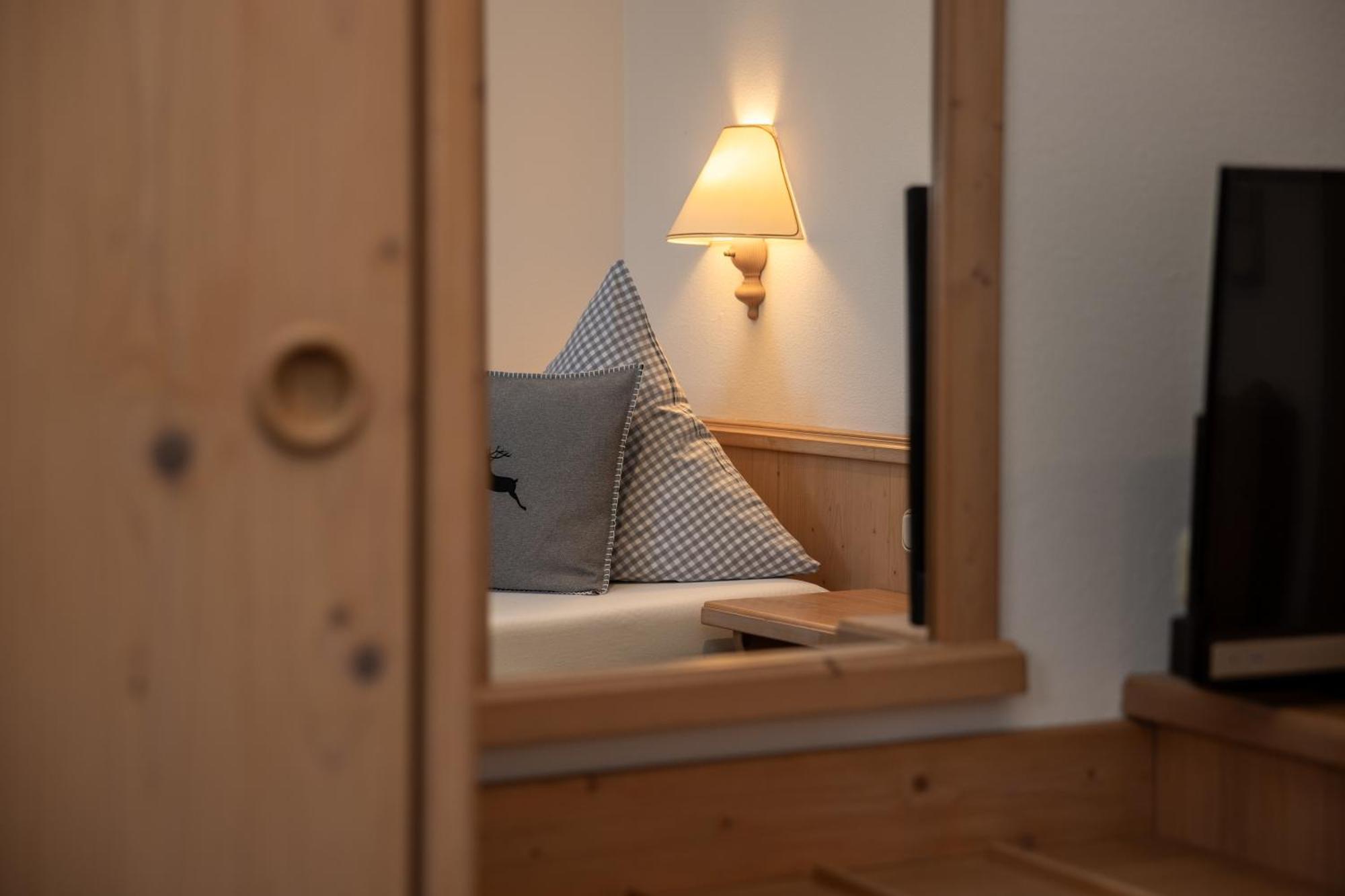Hotel Gasthof Alter Wirt Farchant Exteriér fotografie